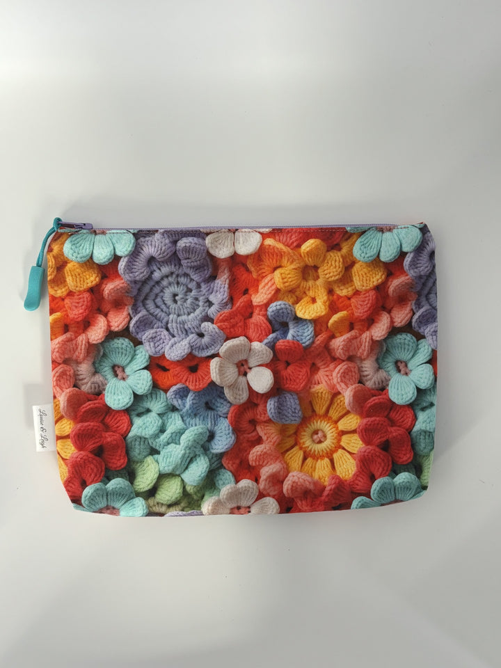 Everyday Pouch - Crochet Flowers