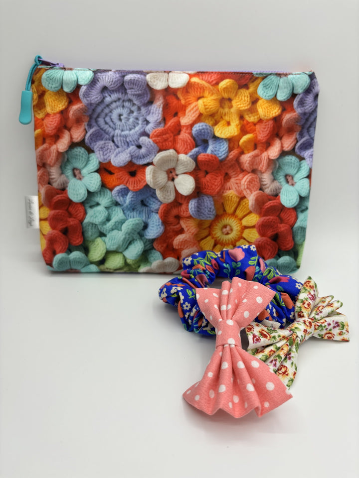 Everyday Pouch - Crochet Flowers